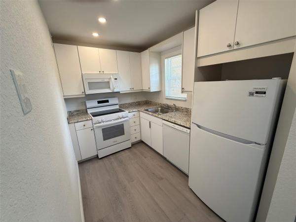 Sabal Palm Village, 4990 E Sabal Palm Blvd #202, Tamarac, Florida 33319, image 1