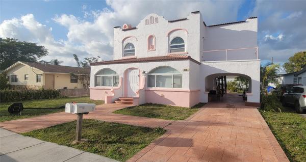 Royal Poinciana, 1907 Grant St, Hollywood, Florida 33020, image 1