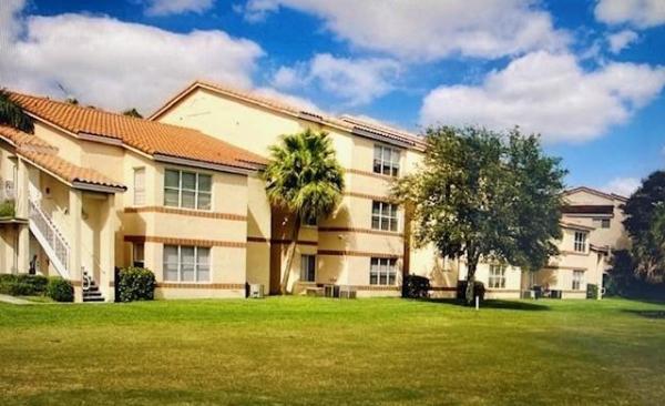 Coral Key, 3310 N Pinewalk Dr N #1822, Margate, Florida 33063, image 1