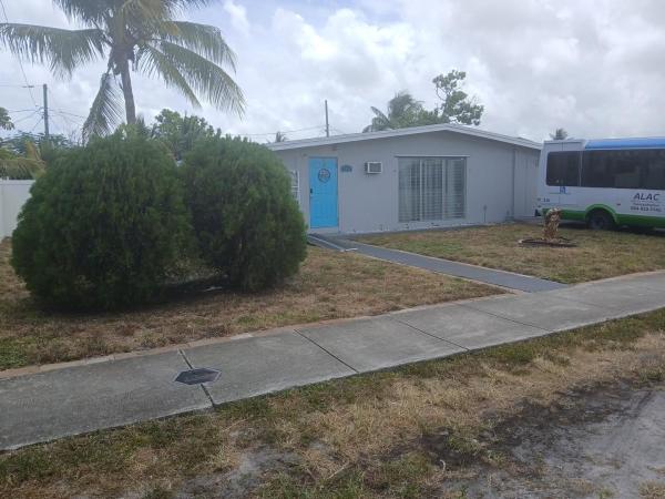 242 NE 42nd St, Deerfield Beach, Florida 33064, image 1