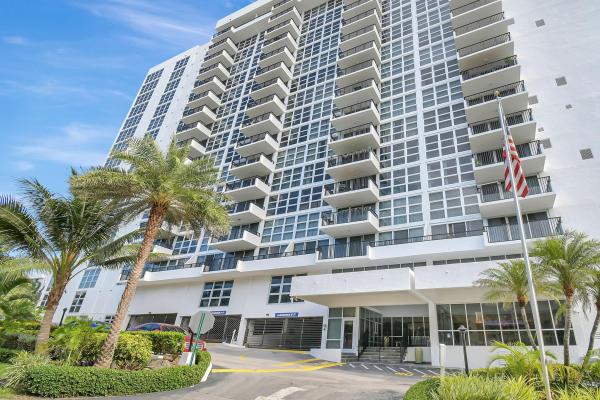 Silver Thatch Atlantic Plaza, 531 N Ocean Blvd #805, Pompano Beach, Florida 33062, image 1