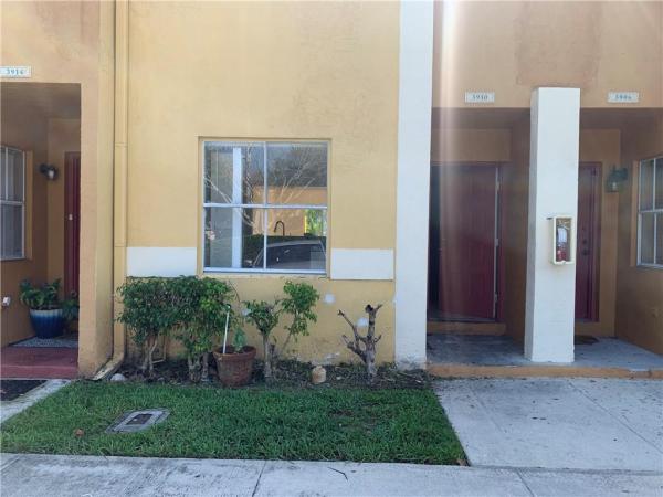 3910 NW 90th Ave #3910, Fort Lauderdale, Florida 33351, image 1