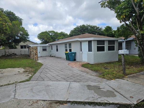Sun Gardens, 228 NW 13th Ct, Dania Beach, Florida 33004, image 1