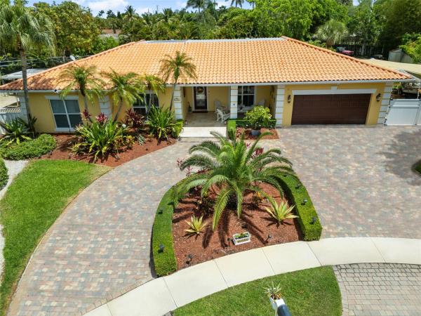 Bonaventure Lakes, 16686 Golfview Dr, Weston, Florida 33326, image 1