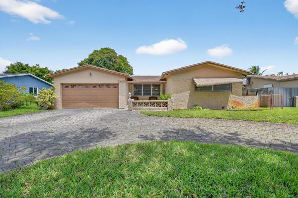 Hollywood Hills, 5305 Johnson St, Hollywood, Florida 33021, image 1