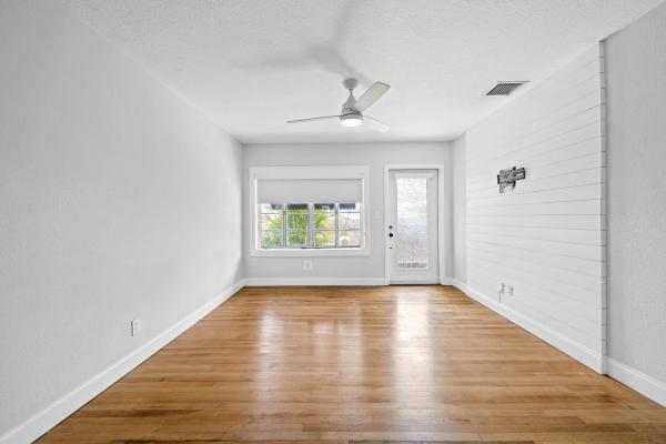 Croissant Park, 411 SW 18th St #1, Fort Lauderdale, Florida 33315, image 1