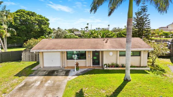Twin Lakes, 3290 NW 113th Ave, Sunrise, Florida 33323, image 1