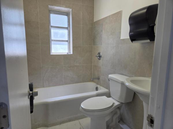 Valencia At Wilton Manors, 1100 NE 23rd Dr DRIVE, Wilton Manors, Florida 33305, image 1