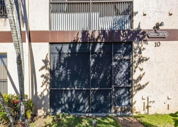 Applewood Village 1, 2671 Carambola Cir N #1755, Coconut Creek, Florida 33066, image 2
