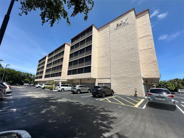Bay Yacht Club, 740 S Federal Hwy #314, Pompano Beach, Florida 33062, image 1