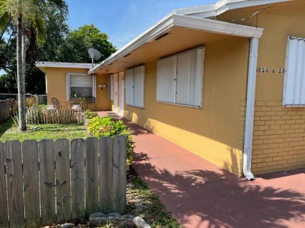 Hollywood Beach Gardens, 5826 Pierce St, Hollywood, Florida 33021, image 1