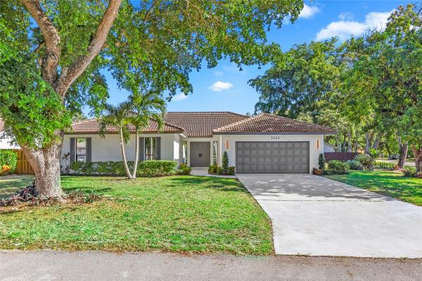 Eastridge Village At The Crossings, 7022 NW 39th St, Coral Springs, Florida 33065, image 1