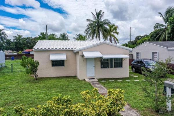 Hollywood Park, 2510 Scott St, Hollywood, Florida 33020, image 1