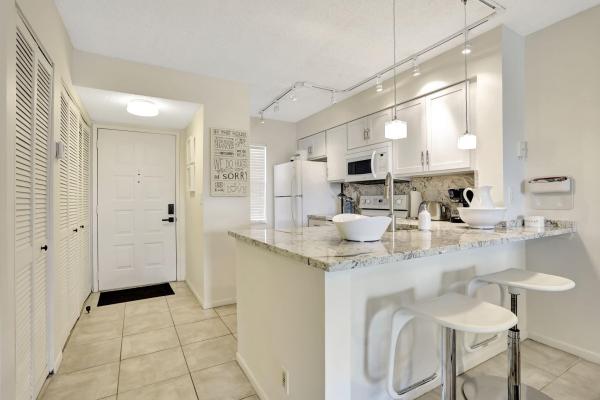 Water Chase At Cypress Bend, 2230 N Cypress Bend Dr #306, Pompano Beach, Florida 33069, image 1