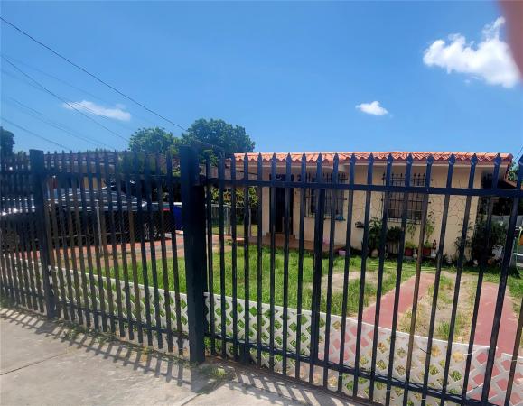 2364 NW 31st St, Miami, Florida 33142, image 1
