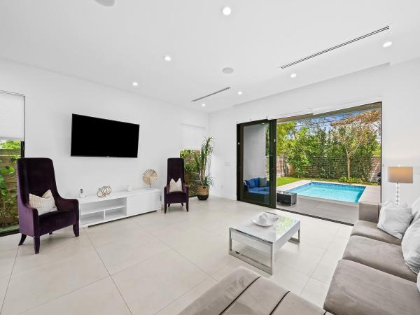 1113 NE 2nd St, Fort Lauderdale, Florida 33301, image 1