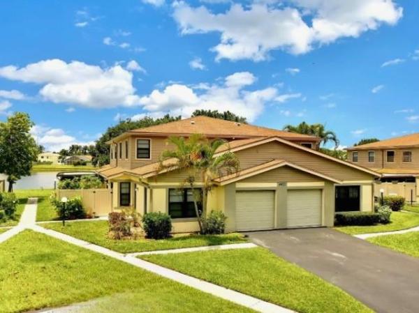 The Towns Of Lakeside Green, 4443 Willow Pond Rd #A, West Palm Beach, Florida 33417, image 1