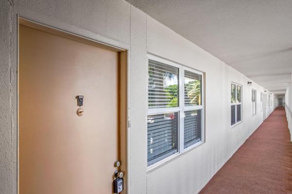 Lucaya Village, 2202 Lucaya Bnd #H2, Coconut Creek, Florida 33066, image 1