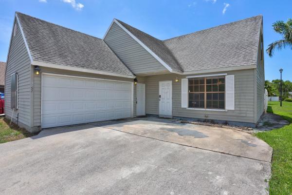 Willowood, 6052 Lace Wood Cir, Lake Worth Beach, Florida 33462, image 1