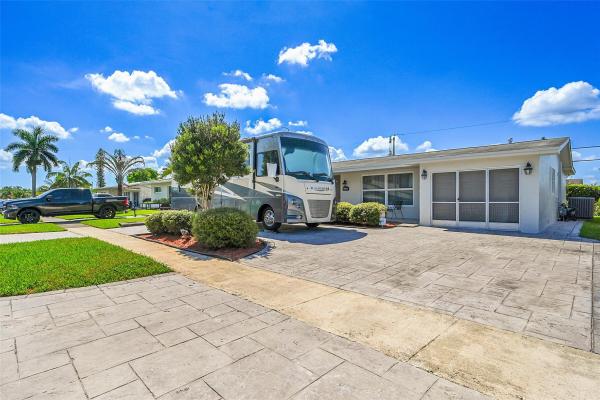 Sunrise Golf Village, 9060 NW 25th St, Sunrise, Florida 33322, image 1