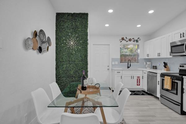 South Middle River, 1345 N Andrews Ave #1-2, Fort Lauderdale, Florida 33311, image 1