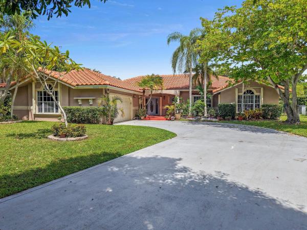 Enclave At Jacaranda Lakes, 9351 NW 10th Ct, Plantation, Florida 33322, image 1