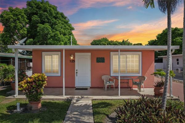 Hialeah Residential, 725 E 19th St, Hialeah, Florida 33013, image 1