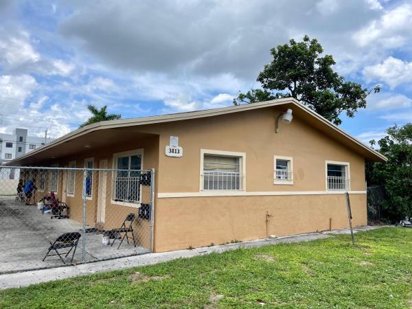 Davie Boulevard Park, 3813 SW 13th Ct ##3, Fort Lauderdale, Florida 33312, image 1