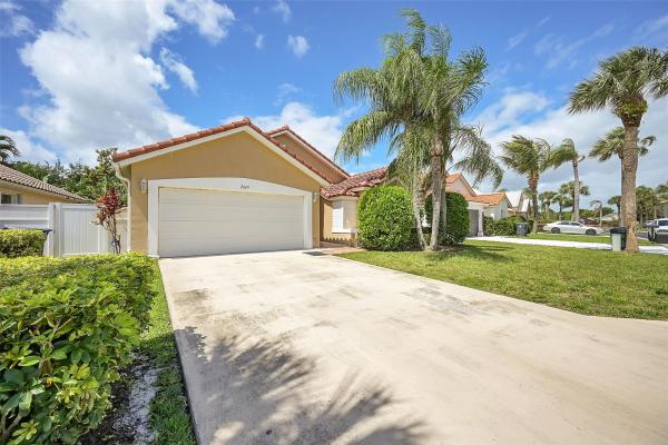 Fairway Cove Of Wellington, 2649 Fairway Cove Ct, Wellington, Florida 33414, image 1