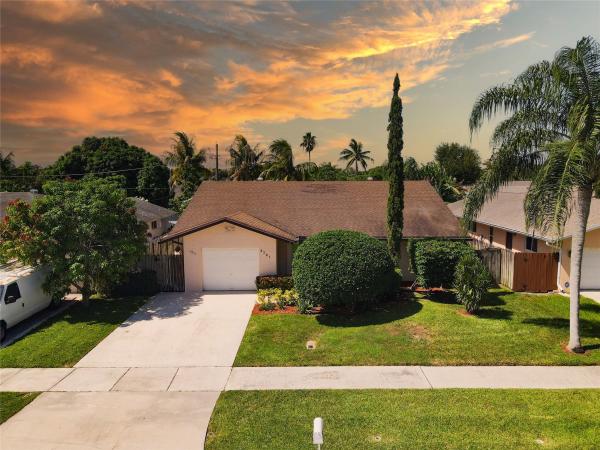West Deerfield Beach, 3291 SW 4th St, Deerfield Beach, Florida 33442, image 1