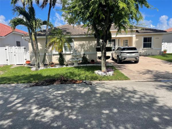 5374 SW 33rd Ave, Fort Lauderdale, Florida 33312, image 1