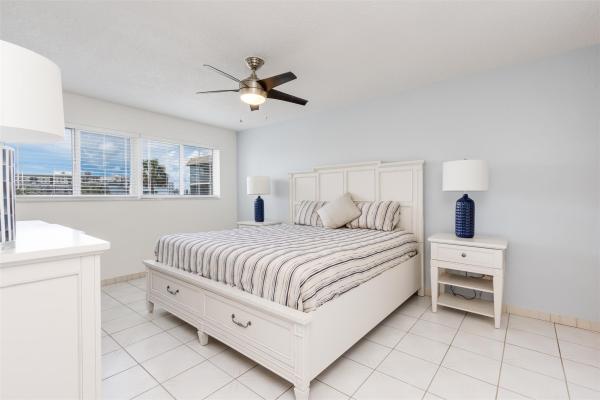 Yacht Harbor Apartments, 2200 Diana Dr #312, Hallandale Beach, Florida 33009, image 2