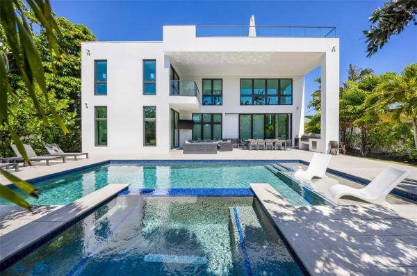 Harbour Heights, 2001 Marietta Dr, Fort Lauderdale, Florida 33316, image 1