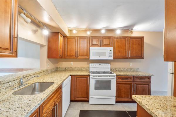 Alhambra Village, 2157 NW 37th Ave, Coconut Creek, Florida 33066, image 1