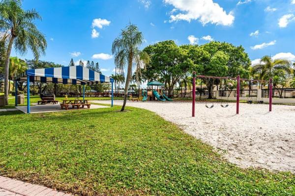 Bayport Village, 4250 NW 30th St #357, Coconut Creek, Florida 33066, image 1