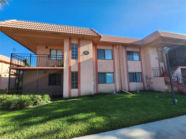 Racquet Club At Bonaventure, 235 Lakeview Dr #201, Weston, Florida 33326, image 1
