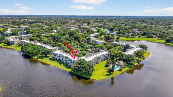 Poinciana Place Of Pine Island Ridge, 9440 Poinciana Pl #401, Davie, Florida 33324, image 1