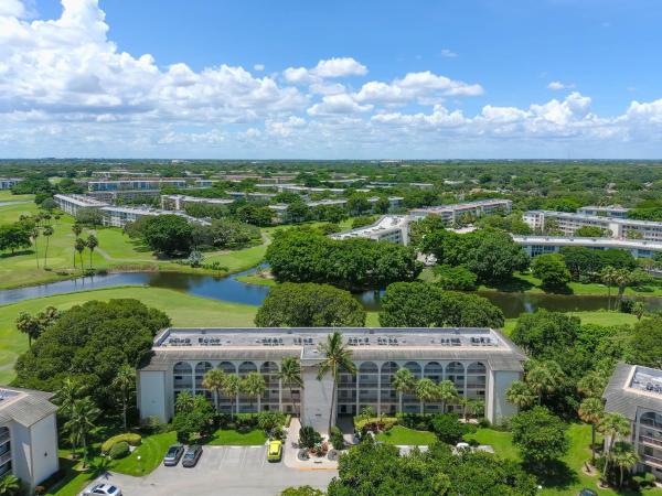 Martinique Village, 4502 Martinique Way #E1, Coconut Creek, Florida 33066, image 1