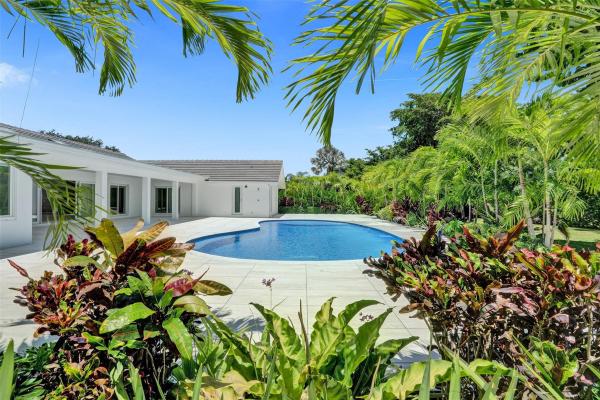 Boca Bath & Tennis Club, 2800 Banyan Boulevard Cir, Boca Raton, Florida 33431, image 1
