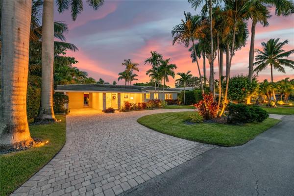 Middle River Estates, 2840 NE 17th Ave, Wilton Manors, Florida 33334, image 1
