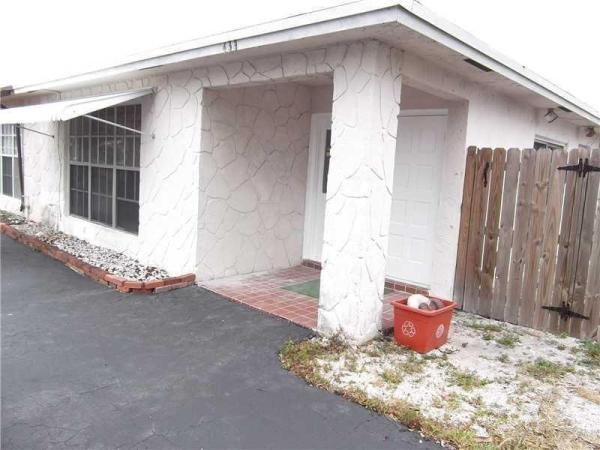 Applegreen, 433 SW 61st Ter, Margate, Florida 33068, image 1