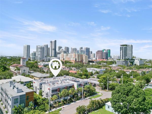 900 Place, 900 NE 4th St #B3, Fort Lauderdale, Florida 33301, image 1