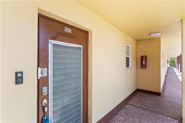Sunrise Lakes 3, 2801 N Pine Island Rd #208, Sunrise, Florida 33322, image 1