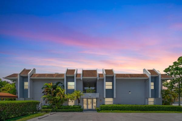 9225 SW 87 Ave A7, Unincorporated Dade County, Florida 33176, image 1