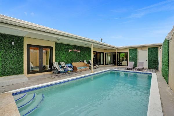 Kendall Green, 1711 NE 2nd Ter, Pompano Beach, Florida 33060, image 1