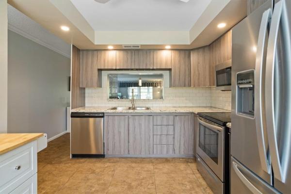 Lucaya Village, 2301 Lucaya Ln #04, Coconut Creek, Florida 33066, image 1