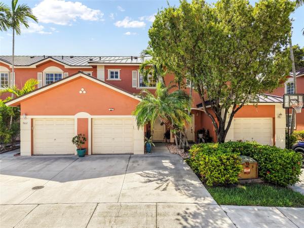 Monte Carlo Townhomes, 964 NW 100th Ave, Pembroke Pines, Florida 33024, image 1