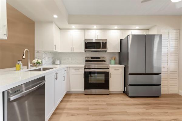 Ivanhoe At Century Village, 1501 SW 131st Way #211P, Pembroke Pines, Florida 33027, image 1