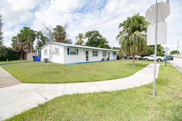 6872 SW 15th St, Pompano Beach, Florida 33068, image 1