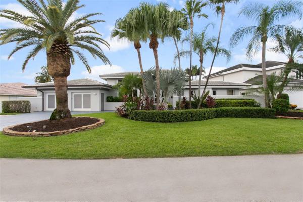 Lighthouse Point Residential, 2365 NE 28th St, Lighthouse Point, Florida 33064, image 1